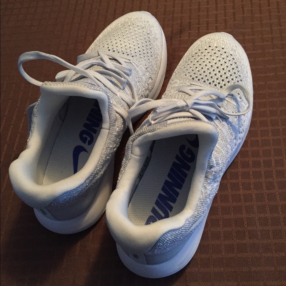 NWOT Women’s Nike Lunarlon - Picture 1 of 3
